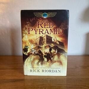 Red Pyramid by Rick Riordan | Kane Chronicles | 2010 | First Edition
